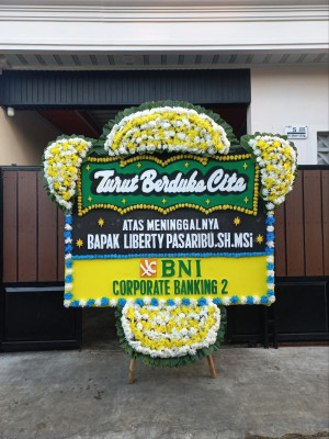 Papan Bunga Duka di Wanajaya