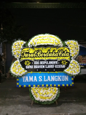 Papan Bunga Duka di Wanajaya