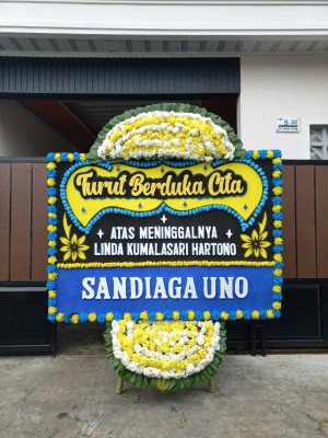 Papan Bunga Duka di Wanajaya